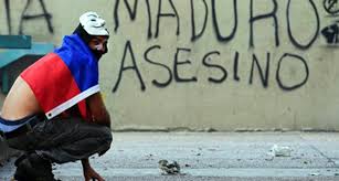 Maduro manda reforar segurana e anuncia prises