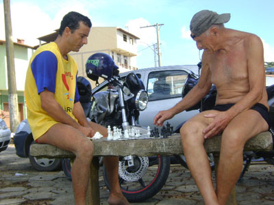 Xadrez na praia da Barra do Itapemirim