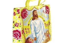Imagem de Jesus em kit de beleza irrita catlicos .