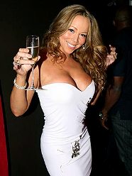 Mariah Carey exagera na bebida durante premiao