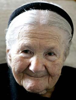 Morre aos 98 anos polonesa que salvou 2.500 crianas judias