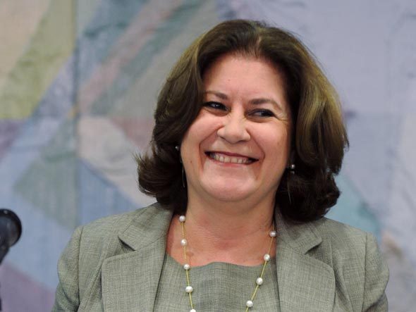 Miriam Belchior vai comandar Caixa e Banco do Brasil continu