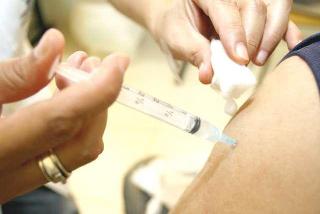 Brasileiros entre 20 e 29 anos sero vacinados contra H1N1 no Brasil