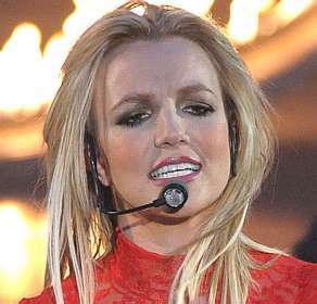 A vida nada fcil de Britney Spears em 'For the Record'