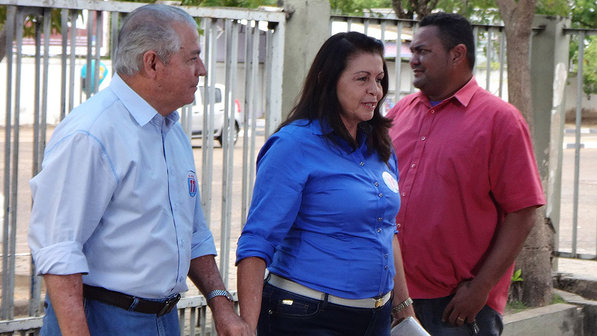 MP pede para governadora de Roraima exonerar parentes