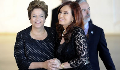Chanceleres discutem encontro de Dilma com Cristina Kirchner