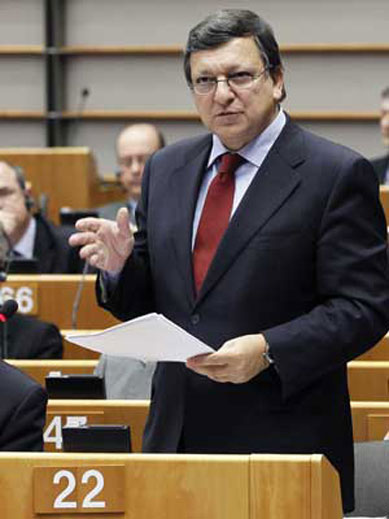 Zona do euro avana em acordo sobre fundo de socorro, diz Barroso