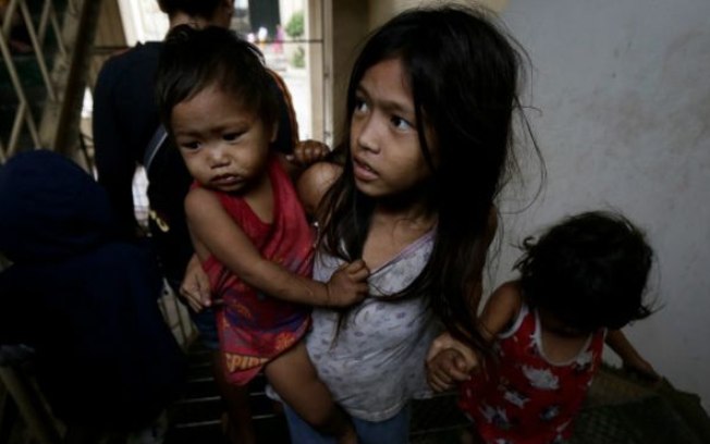 Filipinas contabilizam prejuzo aps a passagem do tufo Hag
