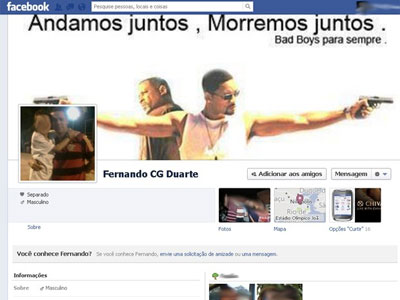 Preso tem perfil em rede social atualizado via celular no Rio  