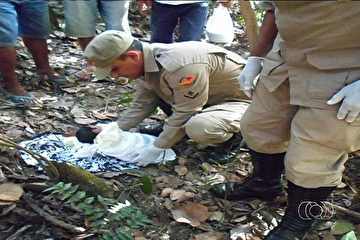 Beb encontrado no meio do mato segue internado em hospital de Gois
