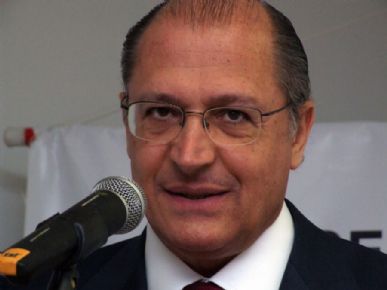PSDB lana pr-candidatura de Alckmin ao governo de SP 