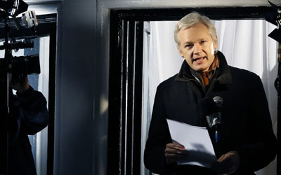 Fundador do WikiLeaks promete divulgar 1 milho de novos documentos em 2013