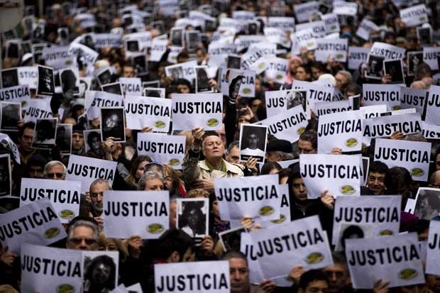 Comunidade judaica argentina critica acordo com Ir 19 anos aps atentado