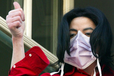 Abuso de drogas legais assombra legado de Michael Jackson 
