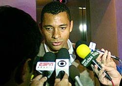Gilberto Silva: 'No sou heri'