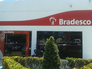 Bradesco tem lucro de R$ 3,875 bilhes no 3 trimestre de 20