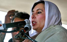 Lder talib nega participao em assassinato de Bhutto
