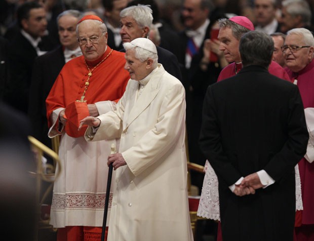 Bento XVI participa de cerimnia de nomeao de cardeais no Vaticano