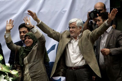 Reformista abandona campanha e restam 6 candidatos  presidncia do Ir