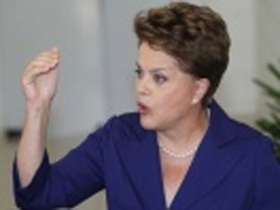 Desafio de Dilma  provar que no  Lula de batom