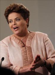 Dilma reafirma oposio ao aborto e se compromete a manter a