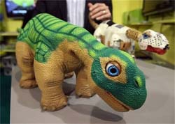 Feira traz dinossauro-rob com inteligncia artificial
