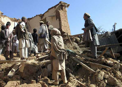 Forte terremoto mata 22 no Afeganisto