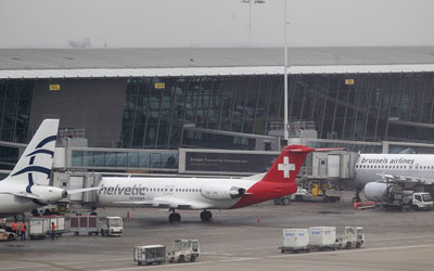 Bando invade ptio de aeroporto em Bruxelas e rouba carga de diamantes  