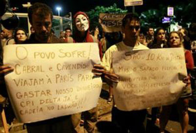 No Rio, bando parte para depredao prximo  casa de Srgio Cabral