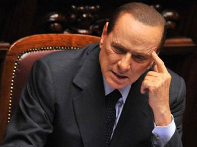Popularidade de Berlusconi cai a seu mnimo histrico