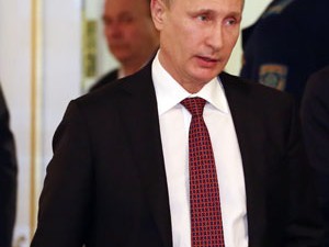 Putin admite ter ordenado anexao da Crimeia antes de refer