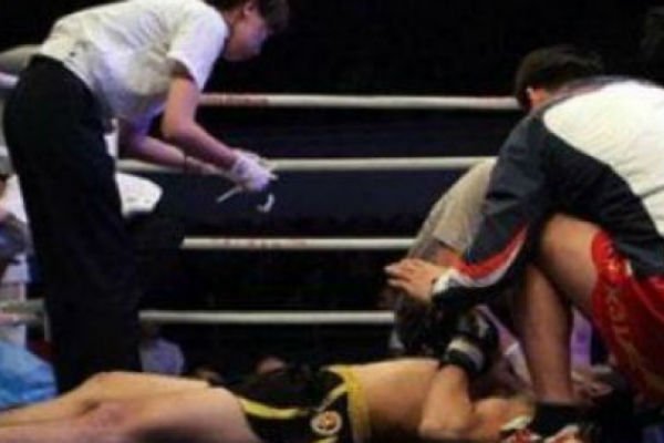 Atleta morre em torneio de MMA no Azerbaijo