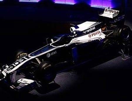 Williams apresenta nova pintura e lembra carro de Senna 