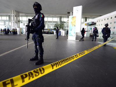 Tiroteio em aeroporto na Cidade do Mxico mata trs policiais