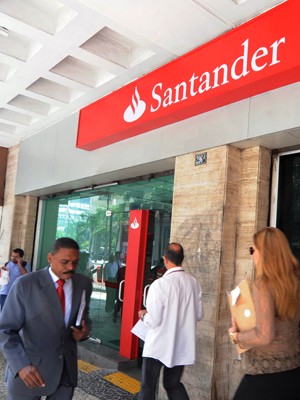 Lucro lquido gerencial do Santander Brasil sobe 14,4% no 1