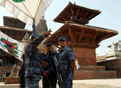 Sete pessoas morrem s vsperas das eleies no Nepal 