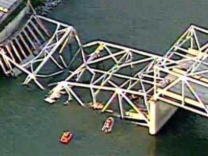 EUA: ponte desaba e derruba pessoas e carros em rio