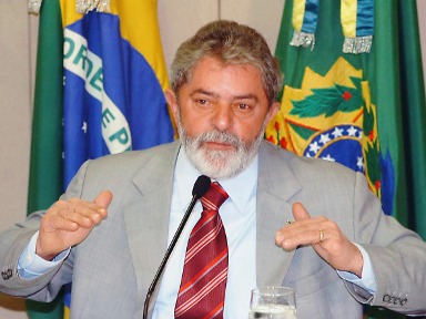 Lula sanciona amanh ampla anistia a imigrantes