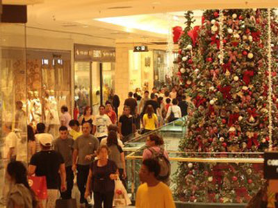 Vendas de shoppings brasileiros crescem 5,5% neste Natal