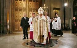 Papa faz missa voltada para o clero em Nova York