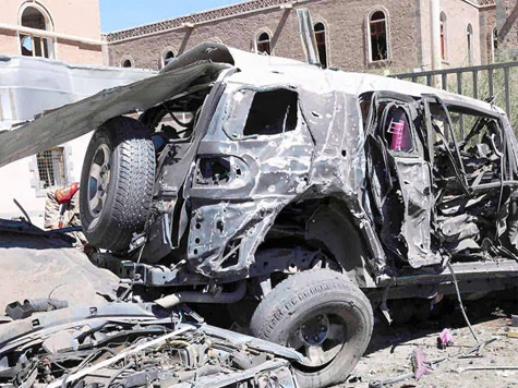 Dezenas de mortos em ataque com bomba no Imen