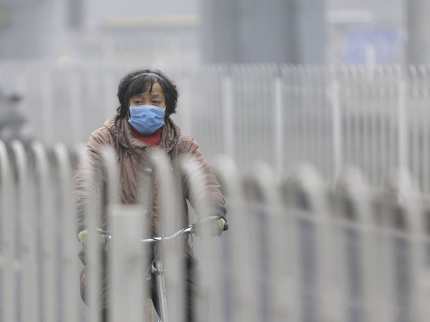 China anuncia medidas para combater poluio 