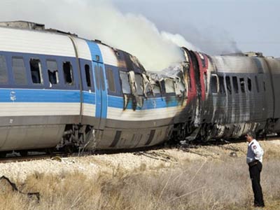 Incndio em trem deixa 48 feridos em Israel
