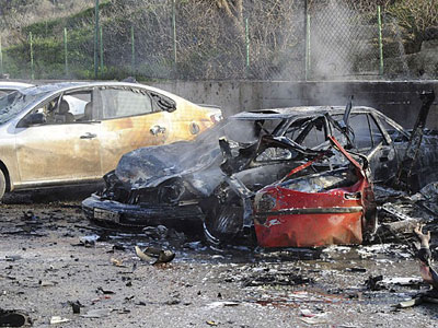 Atentado com carro-bomba deixa 7 mortos na fronteira da Sria e Turquia