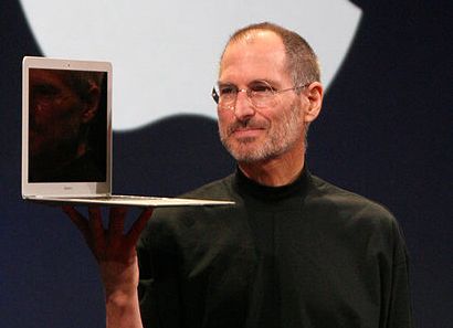 Steve Jobs mantm controle sobre Apple, diz jornal