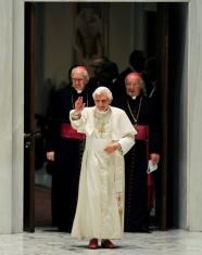 Vaticano cobra ingressos para financiar visita do Papa 