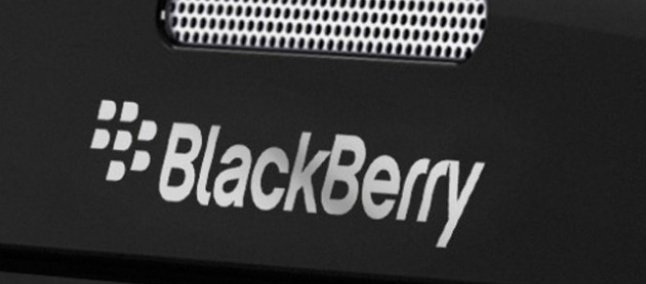BlackBerry revela novo smartphone intermedirio batizado de 