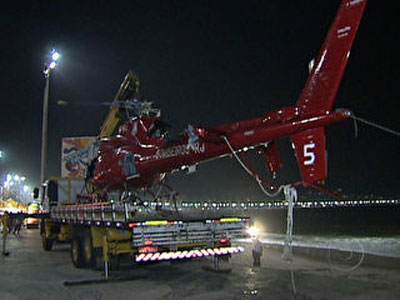Causas da queda de helicptero no RJ so investigadas