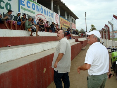 Domingo foi dia de Marco Vivacqua mostrar apoio ao futebol de Maratazes