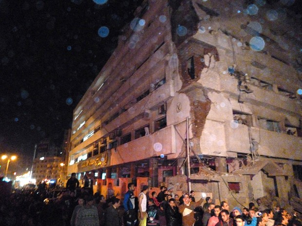 Atentado contra edifcio da polcia do Egito mata ao menos 14 pessoas